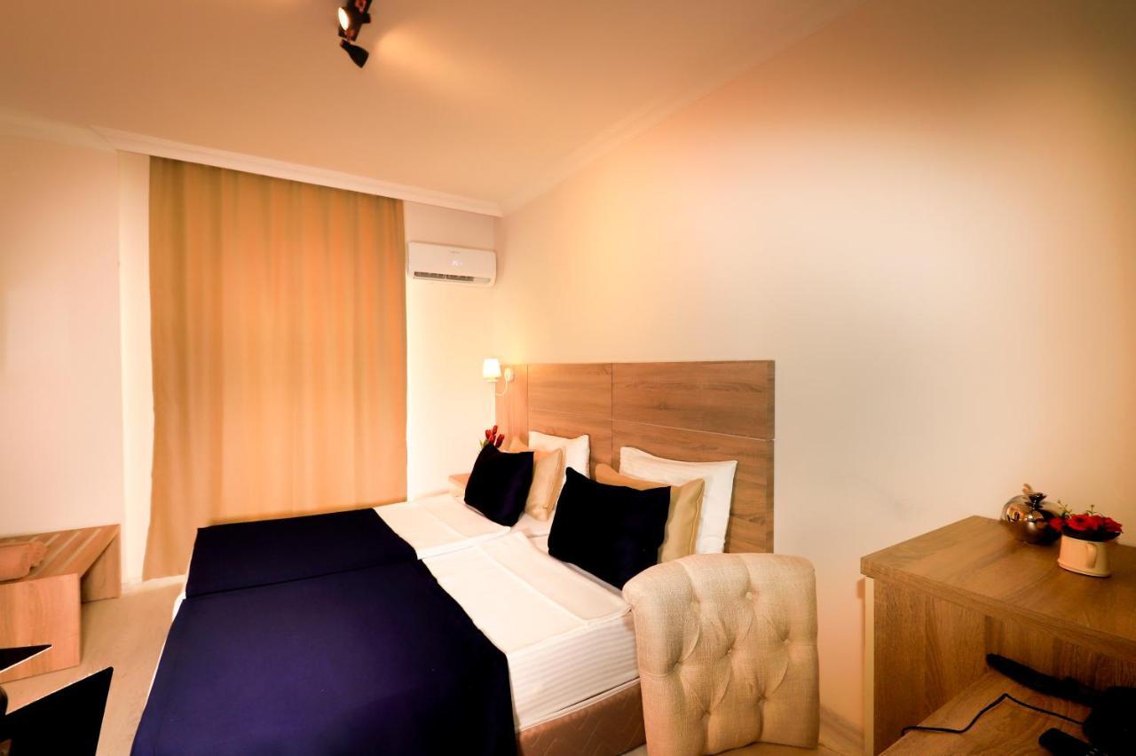 Eramax Hotel 3*