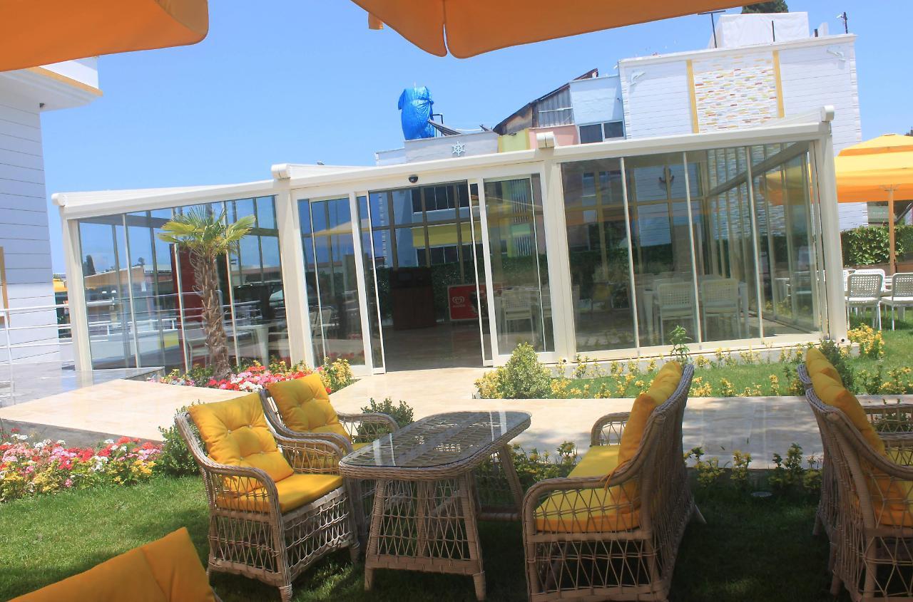 Hotel Eramax 3*